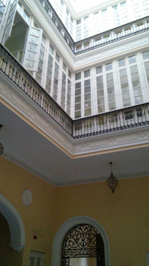 Luxurious 2 Bedroom Flat In A Historic Building إشبيلية المظهر الخارجي الصورة