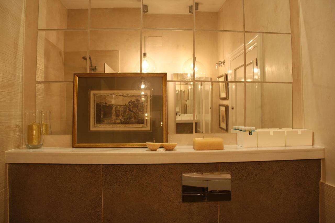 Luxurious 2 Bedroom Flat In A Historic Building إشبيلية المظهر الخارجي الصورة